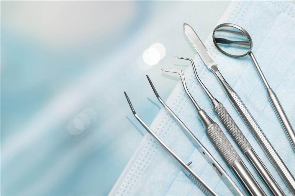 medical/surgical instruments made of stainless steel